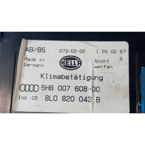 Audi A4 1.8 Klimabedienteile (11932)