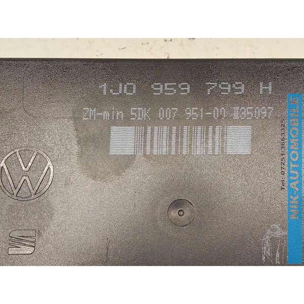VW Passat B5 Variant Steuergerät Komfortsteuergerät (15797)