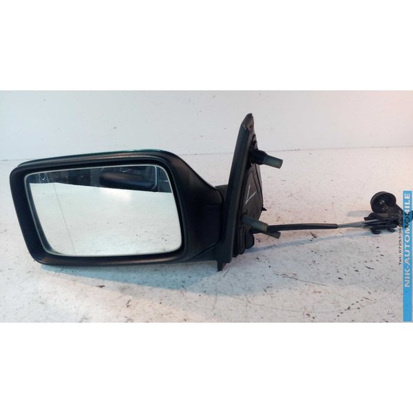 VW Golf III Außenspiegel Seitenspiegel Links (11741)